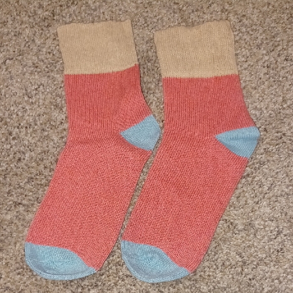 Accessories - Colorblock Women's Crew Socks - Coral, Tan & Light Blue